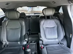 2023 Toyota Sienna 2.5L Hybrid Premium, белый — фото 6