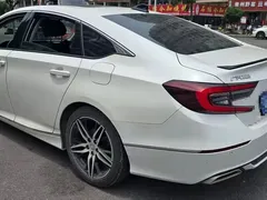 2022 Honda Accord 260TURBO Premium, белый — фото 9