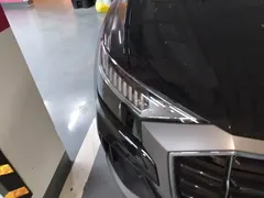 2022 Audi Q8 55 TFSI Luxury Dynamic, чёрный — фото 7