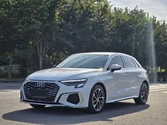 2021 Audi A3 Sportback 35 TFSI, белый — фото 1