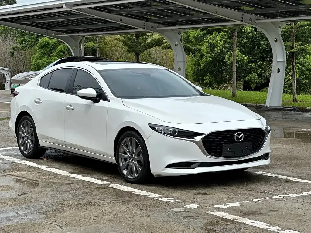 2021 Mazda 3 2.0L AT