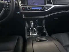 2021 Toyota Highlander 2.0T 4WD Premium 7, белый — фото 16
