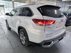 2021 Toyota Highlander 2.0T 4WD Premium 7, белый — фото 17