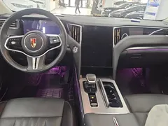 2024 Hongqi HS7 2.0T PHEV 4WD 7, чёрный — фото 12