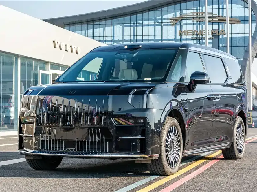 2024 Zeekr 009 6-Seat Executive 4WD 108kWh