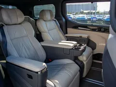 2024 Zeekr 009 6-Seat Executive 4WD 108kWh, чёрный — фото 13