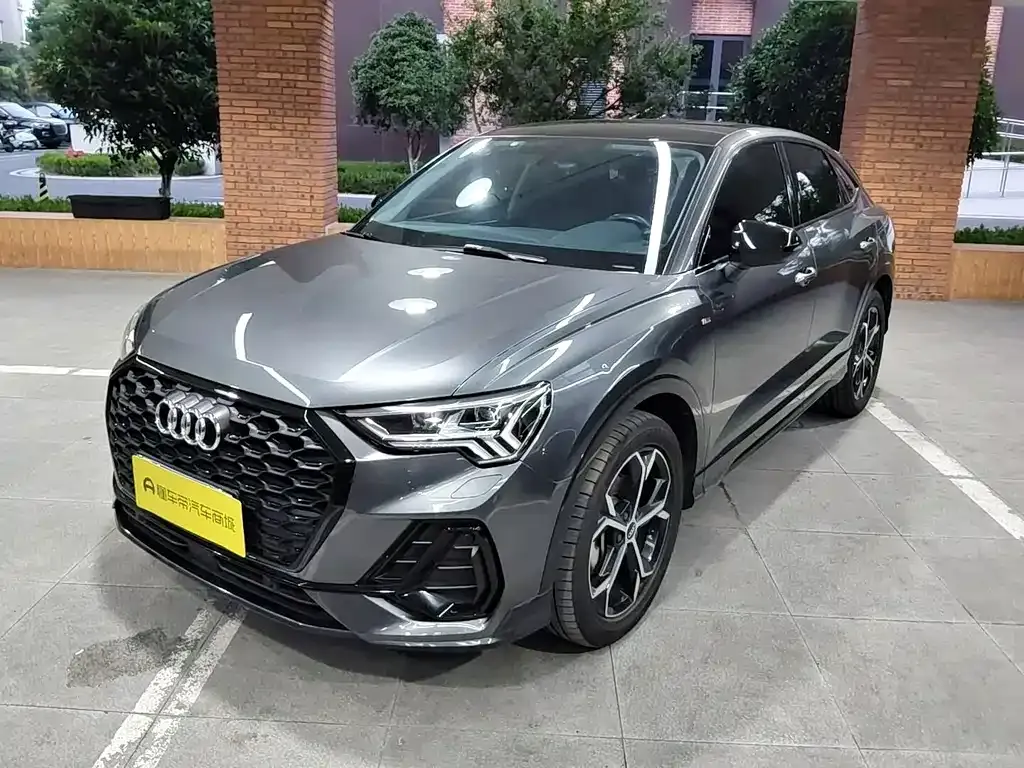 2022 Audi Q3 Sportback 45 TFSI quattro Fashion
