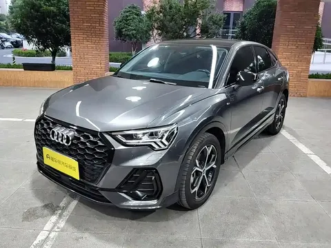 2022 Audi Q3 Sportback 45 TFSI quattro Fashion