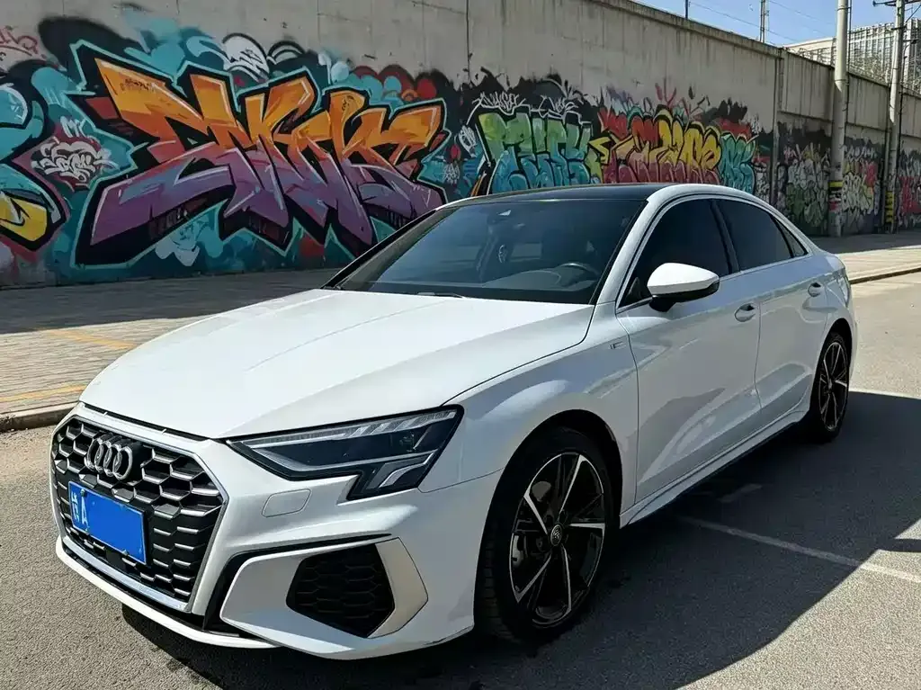 2021 Audi A3 L Limousine 35 TFSI Fashion Sport