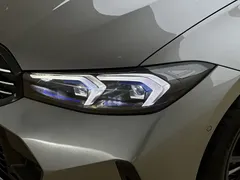 2023 BMW 3 Series 330i M Sport Night Package — фото 4