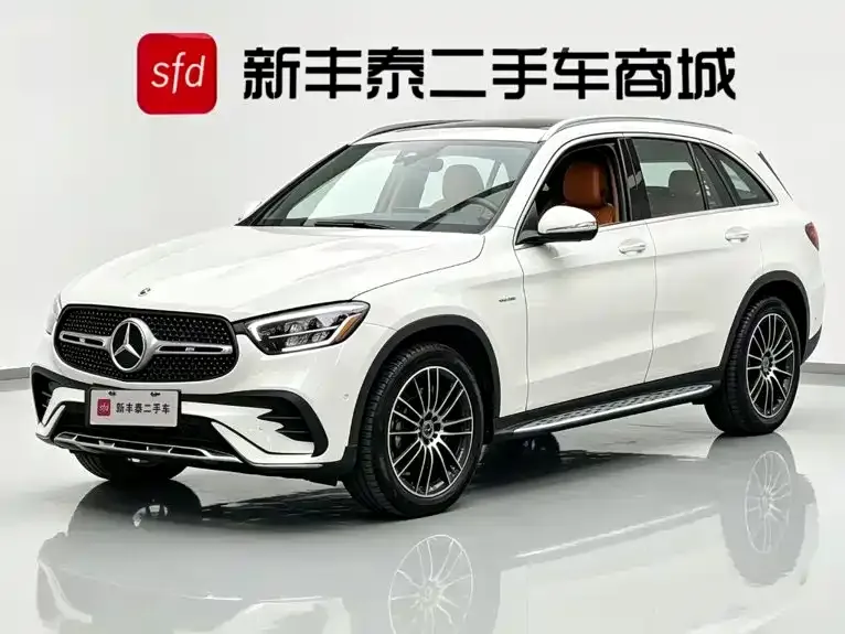 2023 Mercedes-Benz GLC 260 L 4MATIC Luxury 5-seat