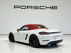 2022 Porsche 718 Boxster 2.0T, белый — фото 6