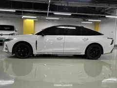 2023 Hongqi H6 2.0T, белый — фото 3