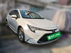 2021 Toyota Levin 185T CVT Luxury, белый — фото 3