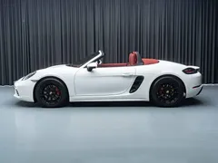 2022 Porsche 718 Boxster 2.0T, белый — фото 3