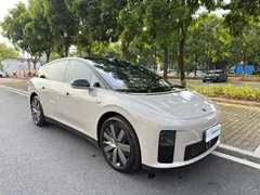 2025 Li Auto i6 4WD Standard — фото 3