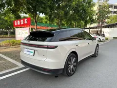 2025 Li Auto i6 4WD Standard — фото 6