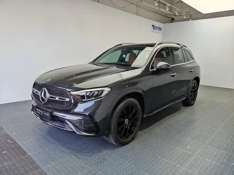 2023 Mercedes-Benz GLC 260 L 4MATIC Luxury 7-Seat