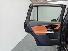 2023 Mercedes-Benz GLC 260 L 4MATIC Luxury 7-Seat — фото 14