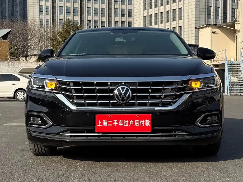 2021 Volkswagen Passat 330TSI Elite
