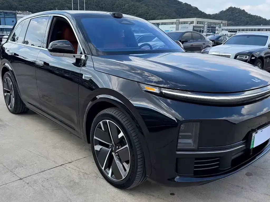 2025 Li Auto L7