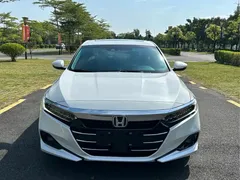 2022 Honda Accord 2.0L Hybrid, белый — фото 2