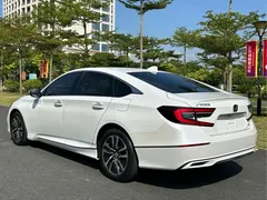 2022 Honda Accord 2.0L Hybrid, белый — фото 7