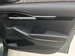 2023 Kia Seltos 1.5L CVT Premium, зелёный — фото 17
