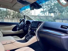 2021 Toyota Alphard Hybrid 2.5L Premium, белый — фото 21