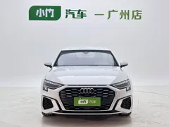 2022 Audi A3L Limousine 35 TFSI Sport, белый — фото 1