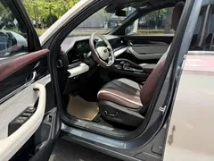 2021 Geely Monjaro 2.0TD DCT EVO 2WD Flagship, белый — фото 18