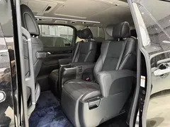 2021 Toyota Vellfire 2.5L Hybrid HV Luxury, чёрный — фото 2