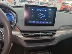 2023 Hongqi E-QM5 Basic Mobility, чёрный — фото 13