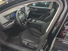 2023 Hongqi E-QM5 Basic Mobility, чёрный — фото 15