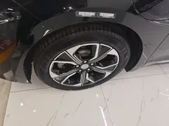 2023 Hongqi E-QM5 Basic Mobility, чёрный — фото 23
