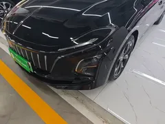2023 Hongqi E-QM5 Basic Mobility, чёрный — фото 24