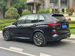 2022 BMW X5 M Sport Package, чёрный — фото 4