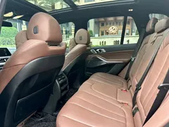 2022 BMW X5 M Sport Package, чёрный — фото 10