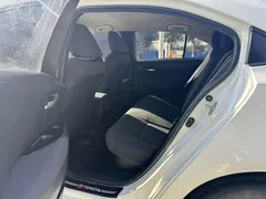 2021 Toyota Corolla Hybrid 1.8L E-CVT Elite, белый — фото 13