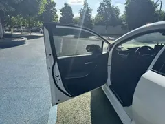 2021 Toyota Corolla Hybrid 1.8L E-CVT Elite, белый — фото 14