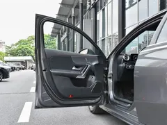 2023 Mercedes-Benz A-Class A 200 L Fashion — фото 15