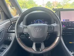 2024 Toyota Alphard 2.5L Hybrid Premium, белый — фото 10