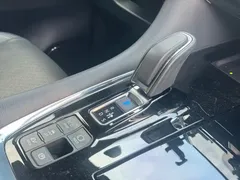2024 Toyota Alphard 2.5L Hybrid Premium, белый — фото 11
