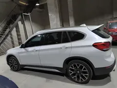 2021 BMW X1 Premium, белый — фото 5