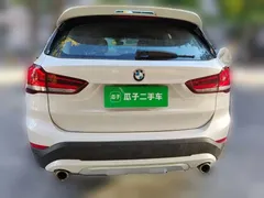 2021 BMW X1 Premium, белый — фото 7