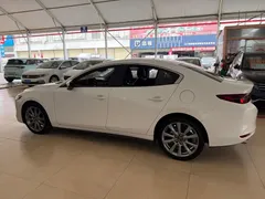 2021 Mazda 3 2.0L AT, белый — фото 15