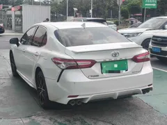 2021 Toyota Camry 2.0S Fashion, белый — фото 6