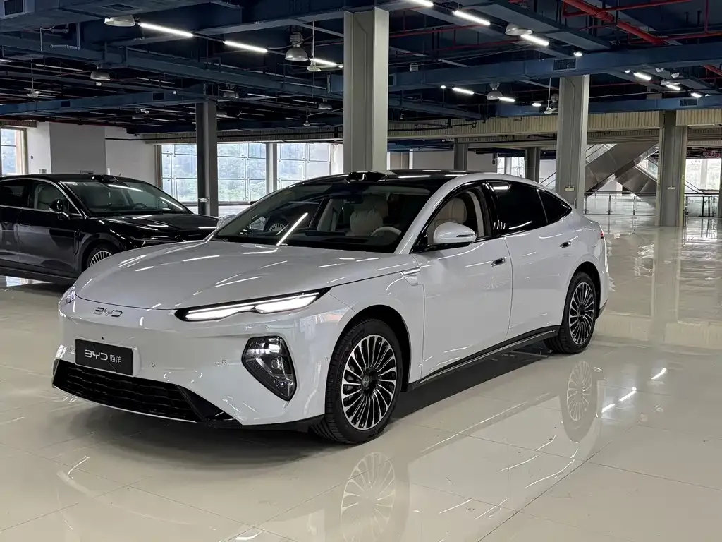 2026 BYD Seal 08 DM-i PHEV 350km 4WD Flagship
