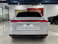 2026 BYD Seal 08 DM-i PHEV 350km 4WD Flagship — фото 4