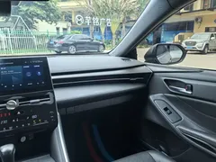2022 Toyota Avalon 2.0L XLE Premium — фото 16